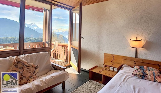 Colina 100 Large studio (47m2) for 2 adults, well located close to the skilift and to 5 walking minu