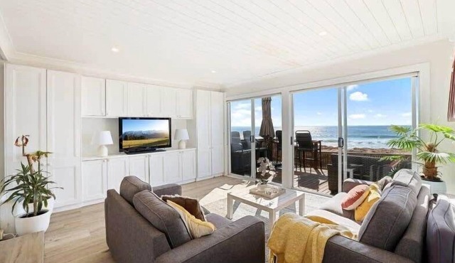 Collaroy Beachfront Hideaway - New Listing