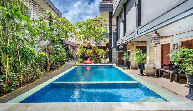 Collection O Dukuh Segara Guest House