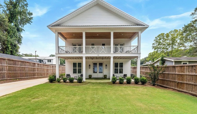 College & Mimosa House in Downtown Auburn, less than 1 mile to Toomer's