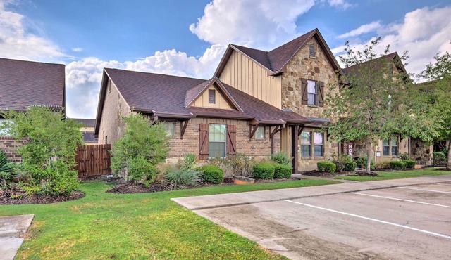 College Station Townhome w/ Fenced Backyard!