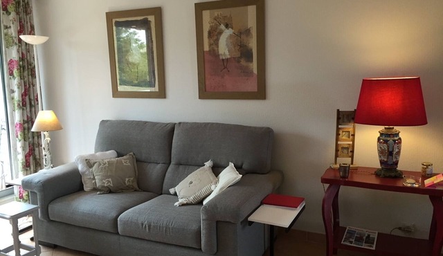 Collines Destanove: Appartement de Charme-calme-confort-piscine