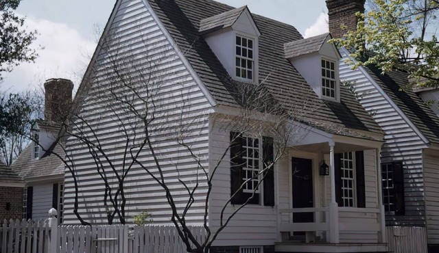 Colonial House in Williamsburg! Enjoy Historic Living | Two Pools