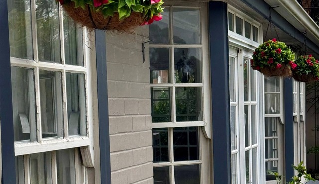 Colonial Terrace Motor Inn