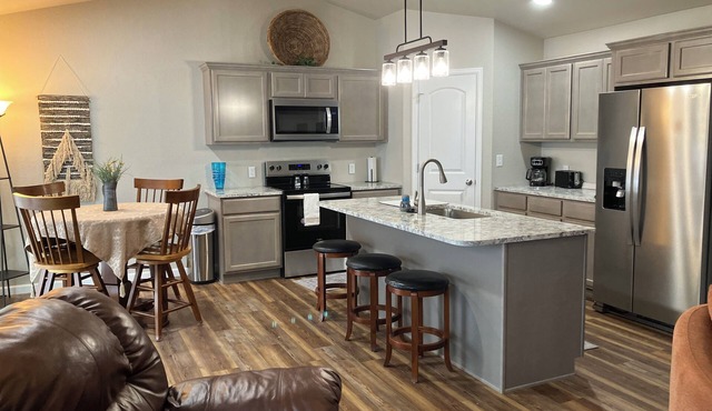 Colorado Comfort in this brand new 2.5 bedroom house with Hot Tub and near Lake!