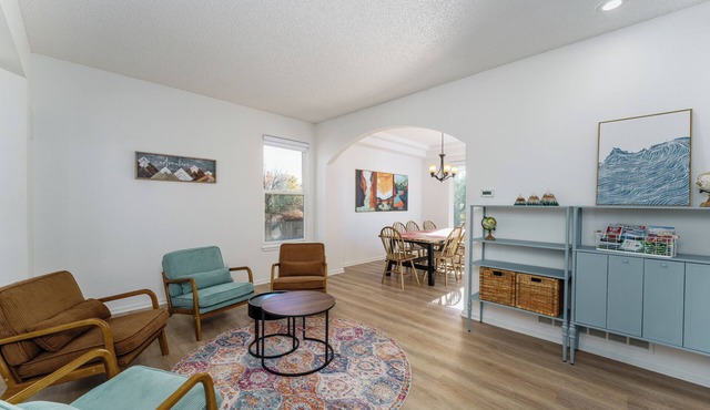 Colorado Family Basecamp – Spacious Home, Hot Tub, Theater & Bikes Near Boulder