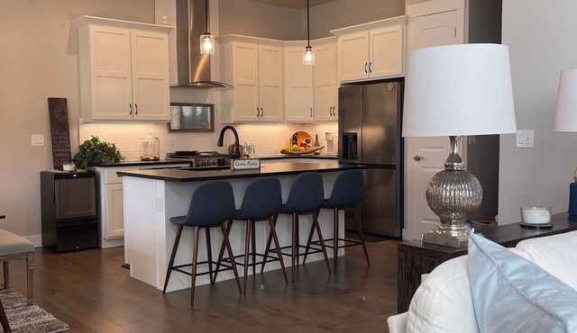 Colorado Golf Community 4 bedroom&bath-Rocky Mountain Views-Trails & Restaurants