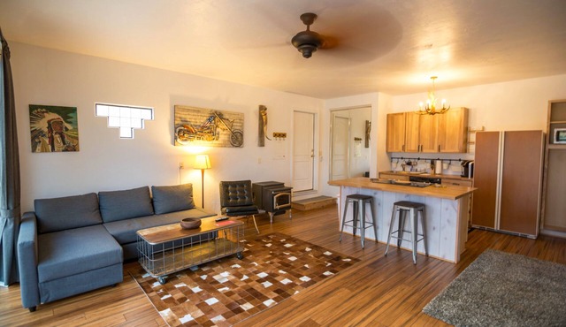 Colorado River Lake guest house animal sanctuary