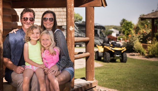 Colorado River Rustic Cabin Rental Sleeps 6
