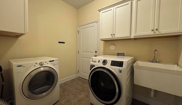 Colorful 3-bedroom home; located only 15 min from Wrightsville Beach & shopping.