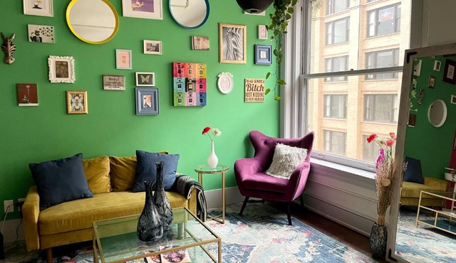 Colorful Downtown LA Spacious bohemian loft