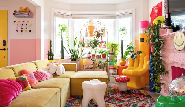 Colorful & Funky Getaway – A Vintage Dream Come True