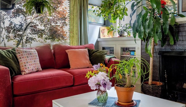 Colorful Roseway Bungalow - a classic old Portland charmer