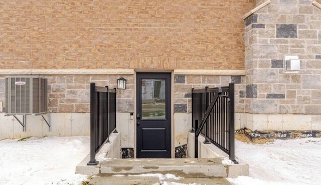 Colour Cove Retreat | A Cozy Modern Haven for Every Season of Relaxation!