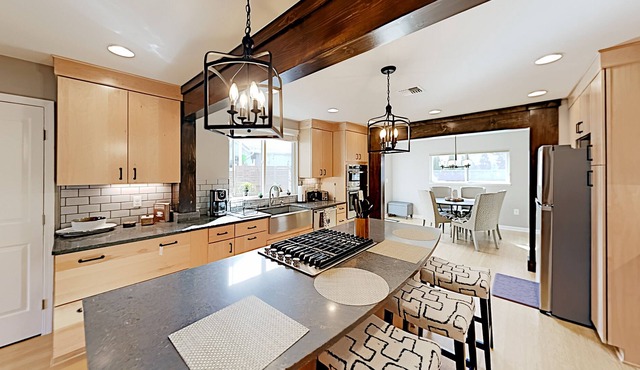 Columbia City Cutie | Gourmet Kitchen, Central A/C & Yard | Walk to Dining