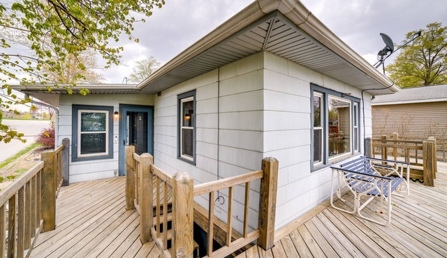 Columbia City Vacation Rental w/Lake Access