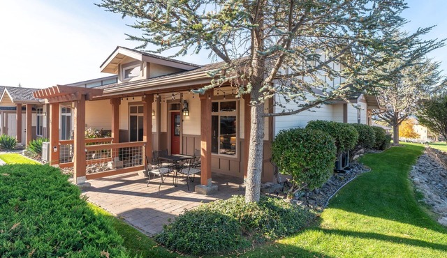 Columbia Crest At Desert Canyon