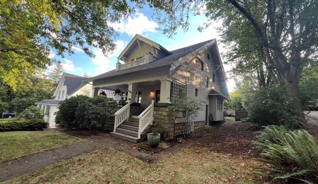 Columbia House - Near UO, Washburne Park & 4 blocks from Hayward Field