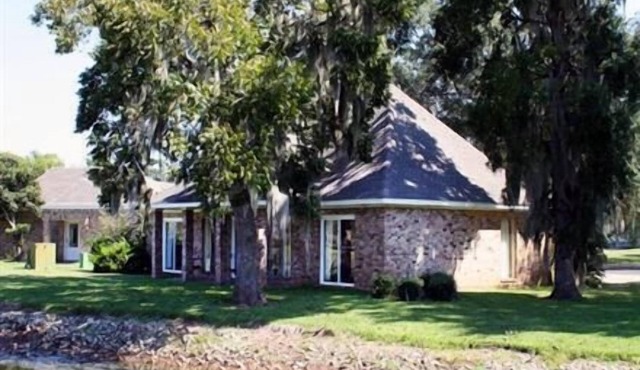 Columbia Lakes Resort Cottages
