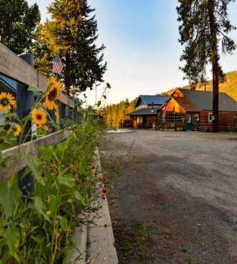 Columbia Point Resort