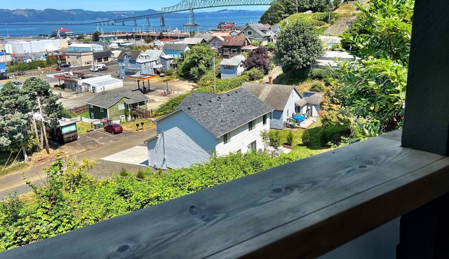 Columbia River View Bungalow 'Miss Esteri'