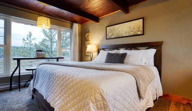 Columbine Cabin at Highland Meadows - Black Hills Retreat