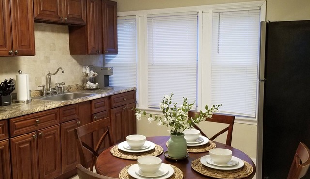 COLUMBUS AVE APARTMENT- 5 MIN WALK TO YALE NEW HAVEN HOSPITAL