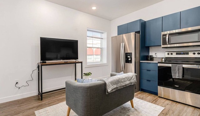 Columbus Gem with Pool Table! Pets Welcome!