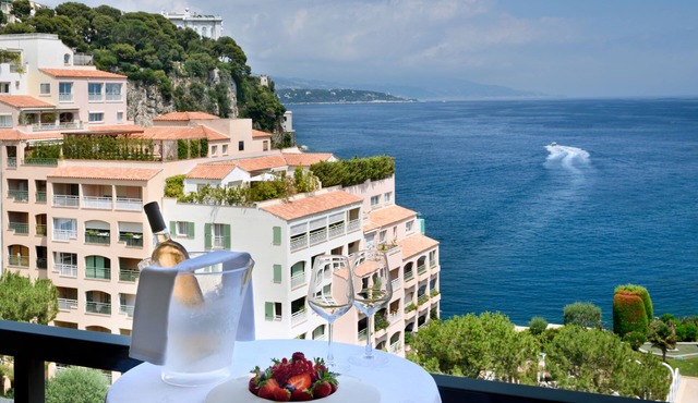 Columbus Hotel Monte-Carlo, Curio Collection by Hilton