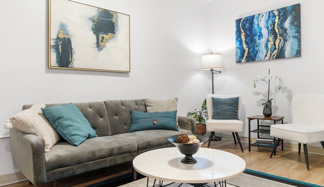 Columbus Modern Apartment