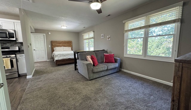 Columbus Parkside Apartment