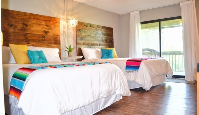 Comanche Condo - Tee Off at The Lake! - 3 bed/2 bath - POINT VENTURE