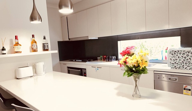 Come and fall in love with this 3 bedroom riverdale beauty in Melbourne.