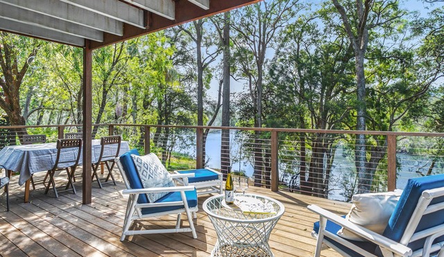 Come and Hideaway in our Riverside Retreat