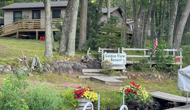 Come and relax in a cozy 2 BR cabin on the Chippewa Flowage, Hayward, WI. #1