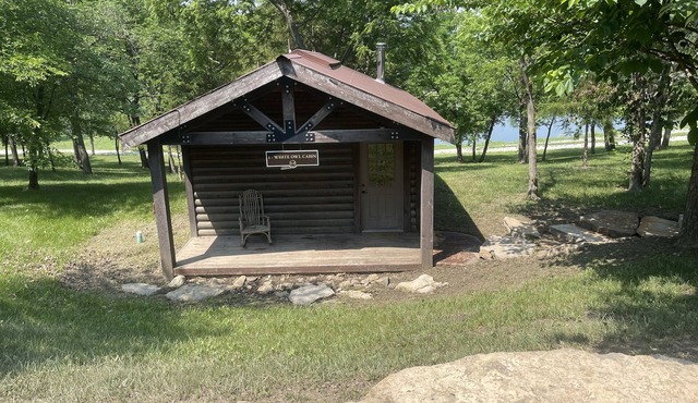 Come enjoy nature in our luxury studio cabins in Gallatin Missouri