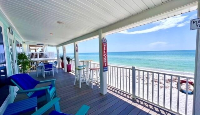Come enjoy this beautiful slice of paradise on famous Florida gulf coast