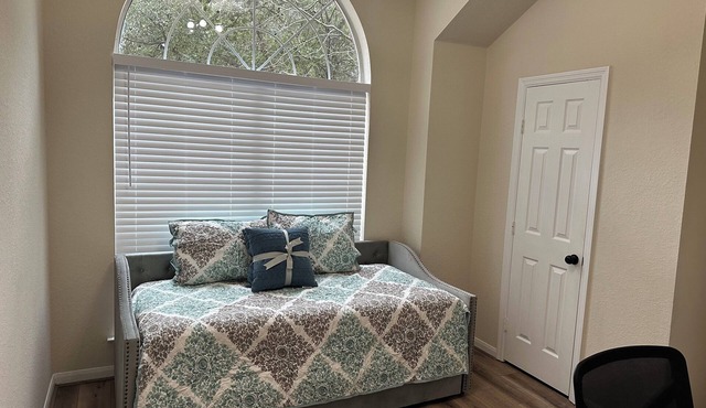 Come enjoy what The Woodlands has to offer in our updated 3 bedroom home.