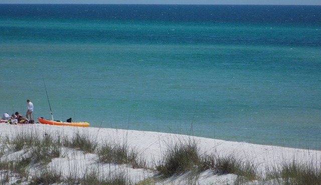 Come Escape To The CapenRelaxing Barrier Dunes retreat/Steps to pool
