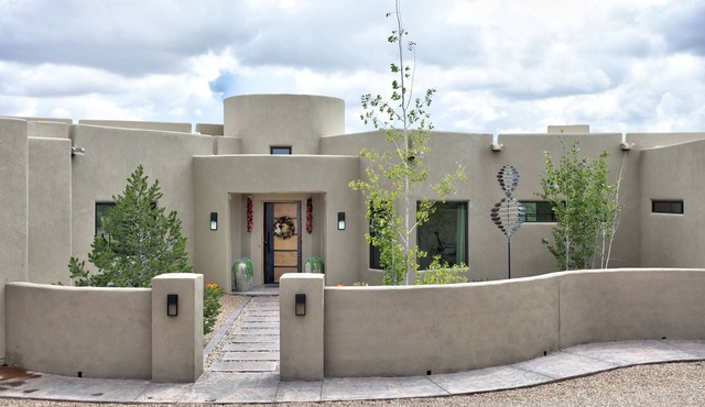 Come experience the relaxing, beautiful, environment at Casa Colibri'