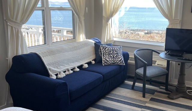 Come From Away B&B Inn