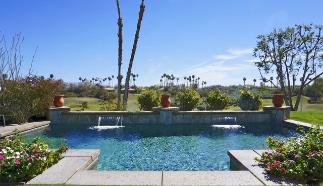 COME GETAWAY! NEWLY REMODELED! Luxury Home w/pool on Nicklaus permit #064855