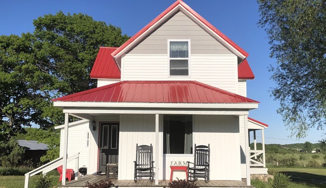 Come Getaway & Relax Up On The Farm Just Min's From Mackinaw City/Bridge/Island