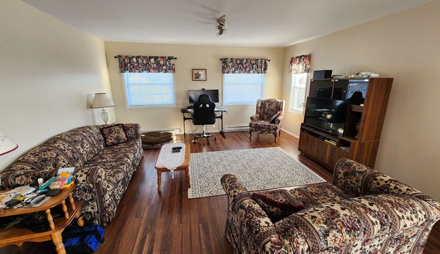 Come home to this beautiful,spacious and relaxing 3 bedroom home