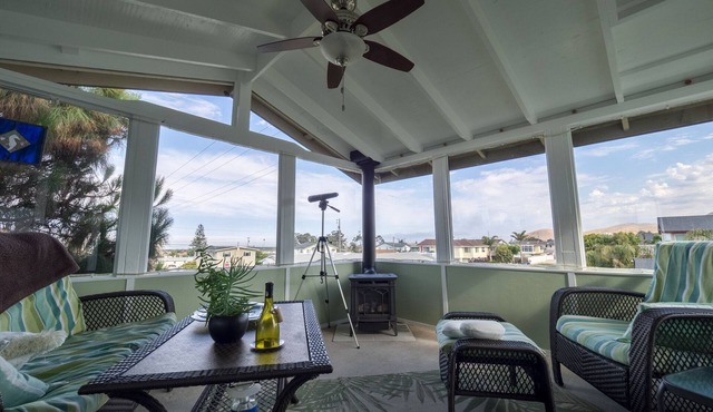 Come Share Our Dogwood Beach House - Dog Friendly