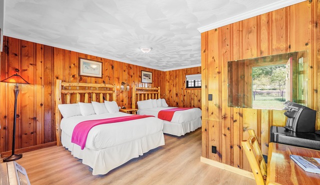 Come stay at Great Pines for amazing views!