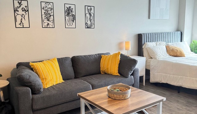 Come stay at our Horizon Hideaway. A modern downtown studio.