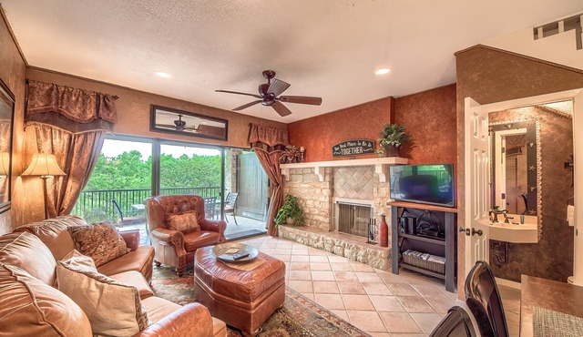 Come Stay at the Beautiful River Haus at Camp Warnecke Estates!