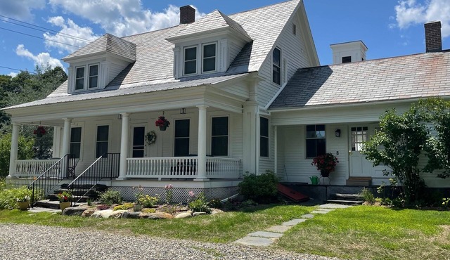 Come stay with us at the Parsonage and enjoy our mountains and rivers.