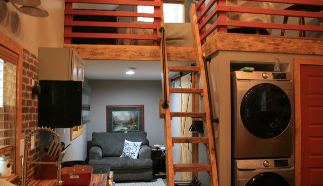 Come stay with us in a cozy, tiny home in the small town of Belton, SC!